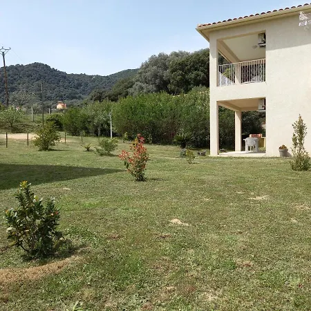 U Mandarinu Αζάτσιο